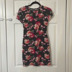 Old Navy floral dress- Petite XS